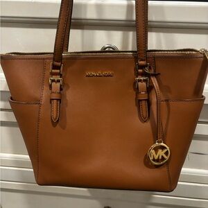 Michael Kors Tote